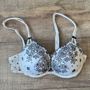 Victoria's Secret Black and White Floral Bra